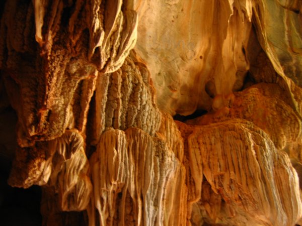 04_cave_16.jpg
