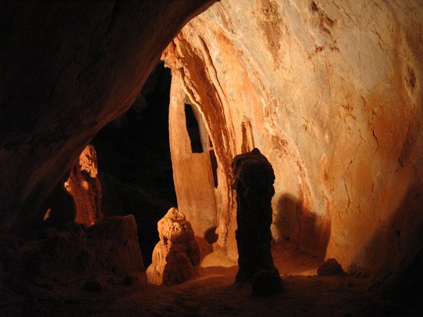 04_cave_22.jpg